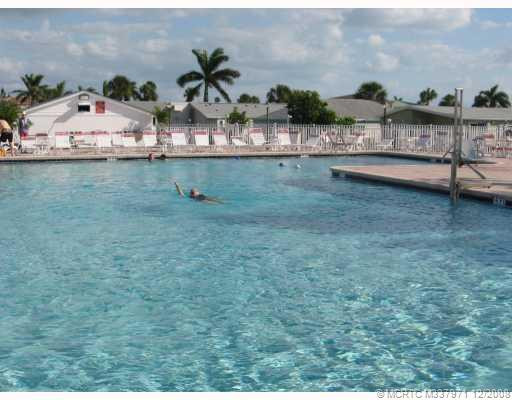 Swimming Pool/Hot Tub/Sauna. Heated pool & hot tubs right on the Intracoastal--beautiful!