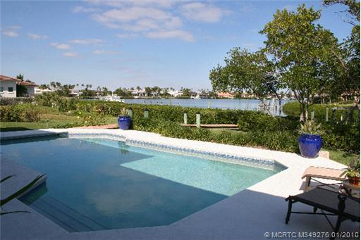 Swimming Pool/Hot Tub/Sauna.