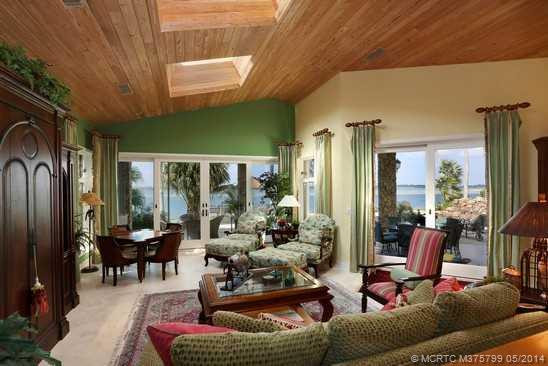 Living Room.