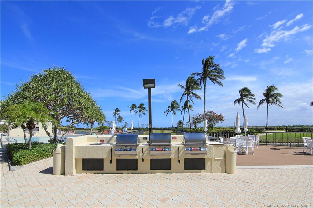 Condo amenities- BBQ grilling station
