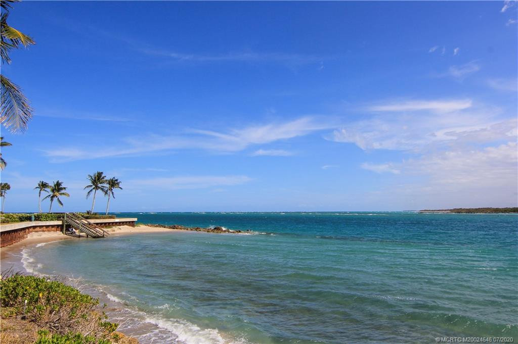 Condo amenities- walkway along inlet