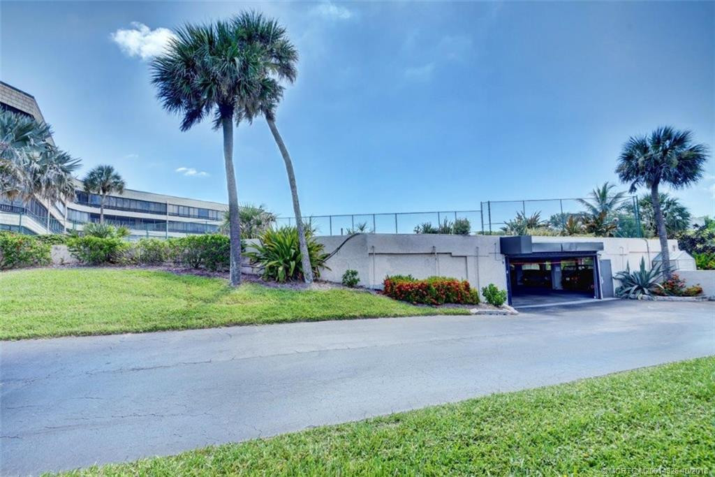 UnderGround Garage Entrance