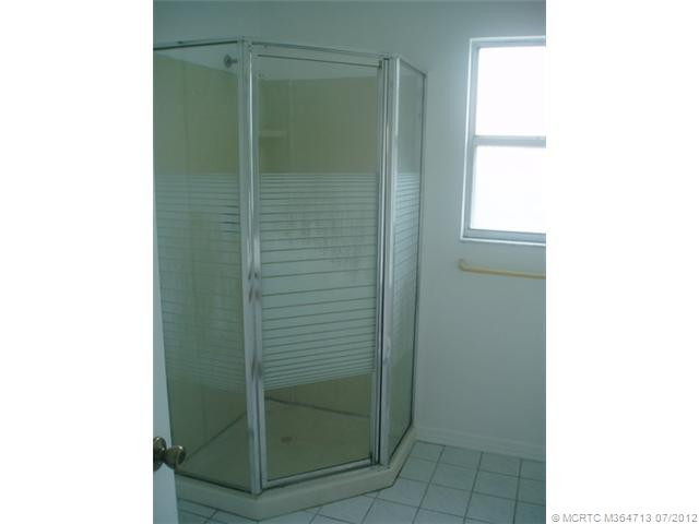 Master Bath/Spa.