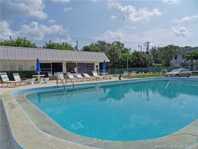 Swimming Pool/Hot Tub/Sauna.