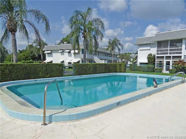 Swimming Pool/Hot Tub/Sauna.