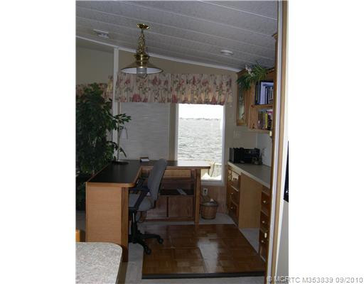 Studio/Study/Office. Office area overlooks intracoastal
