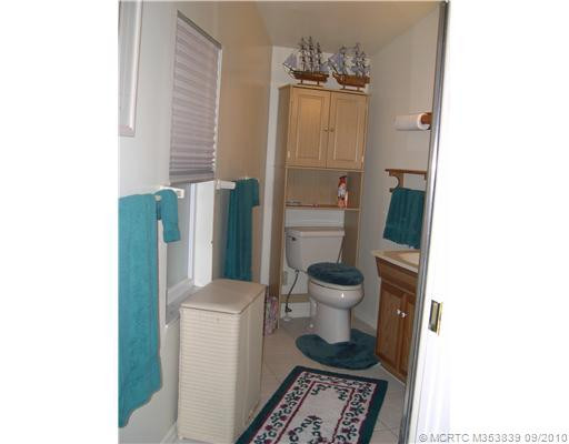 Master Bath/Spa.