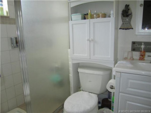 Master Bath/Spa.