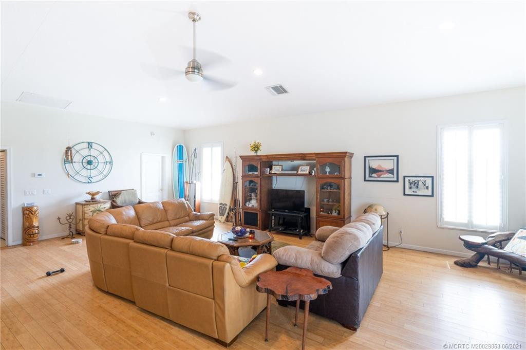 Apartment living area