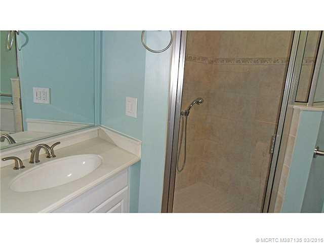 Master Bath/Spa.