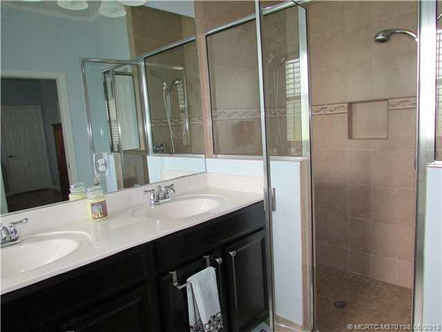Master Bath/Spa.
