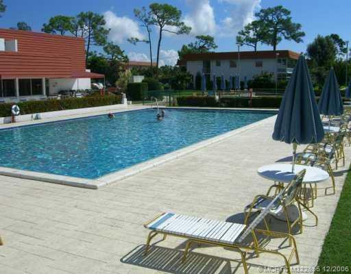 Swimming Pool/Hot Tub/Sauna.