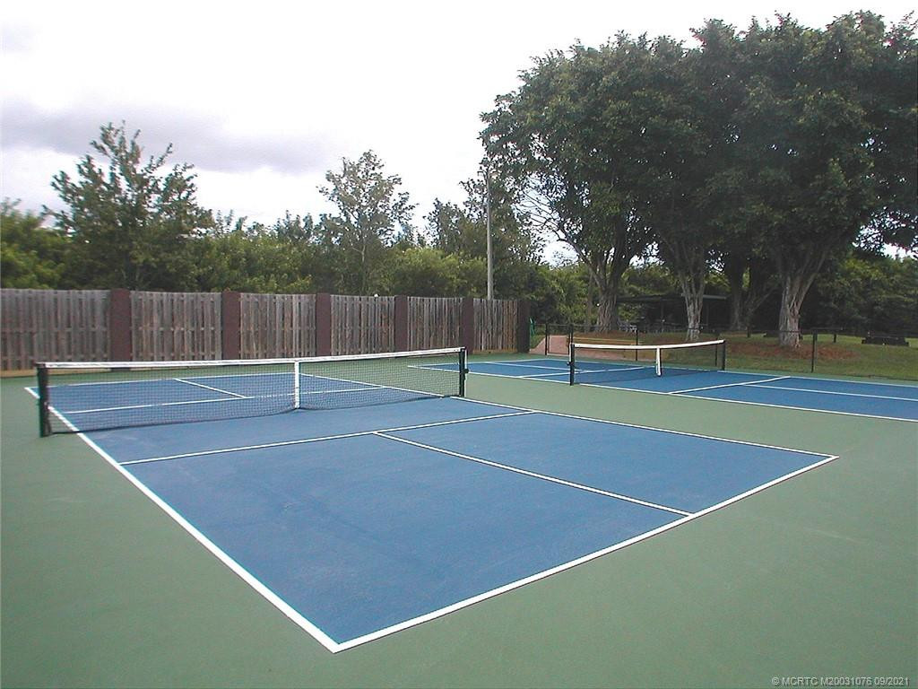 Photo 33