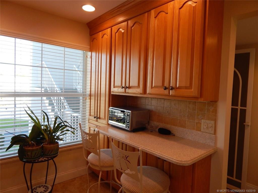 Spacious Kitchen