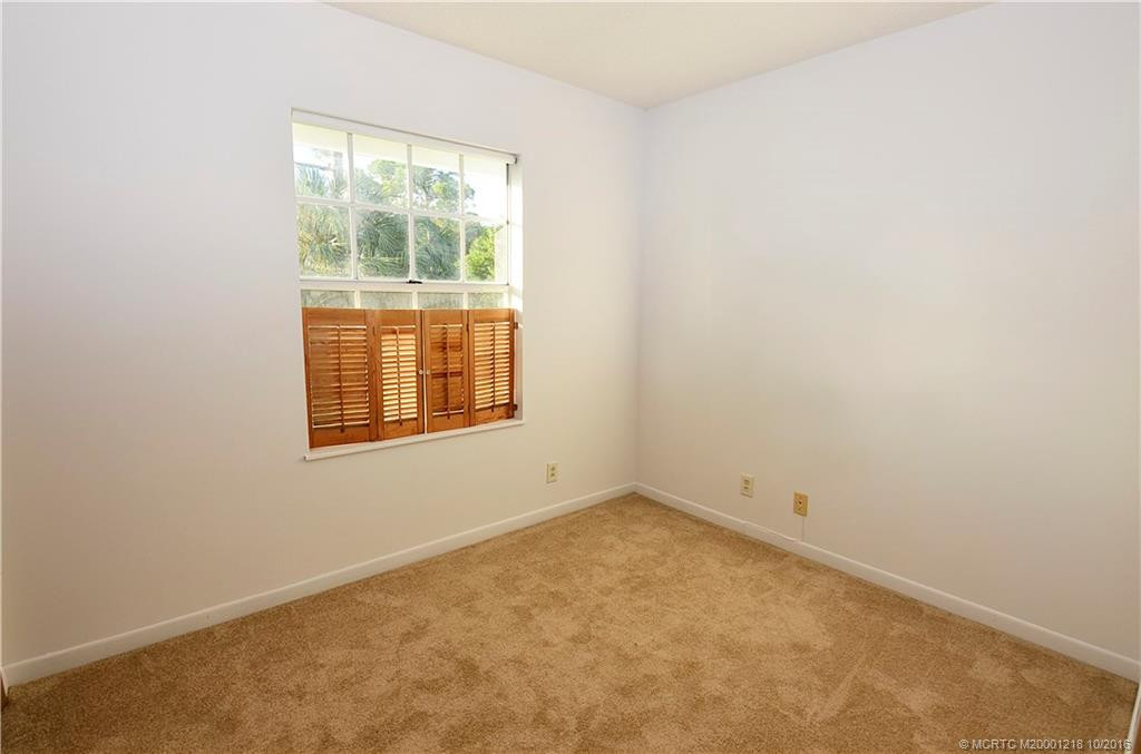 guest bedroom#2, new carpet