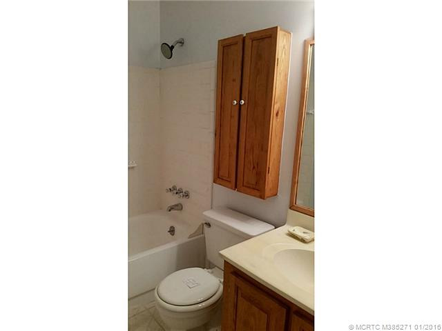 Master Bath/Spa. Tub and Shower Combo