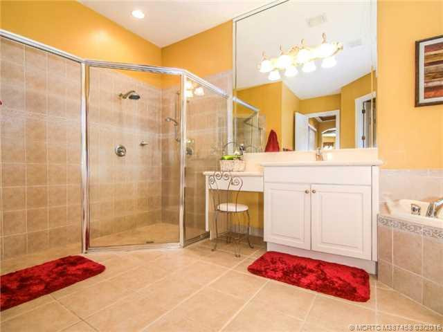 Master Bath/Spa.