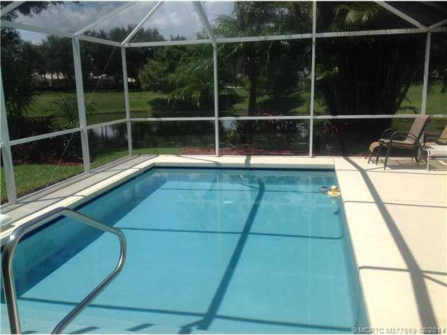 Swimming Pool/Hot Tub/Sauna.