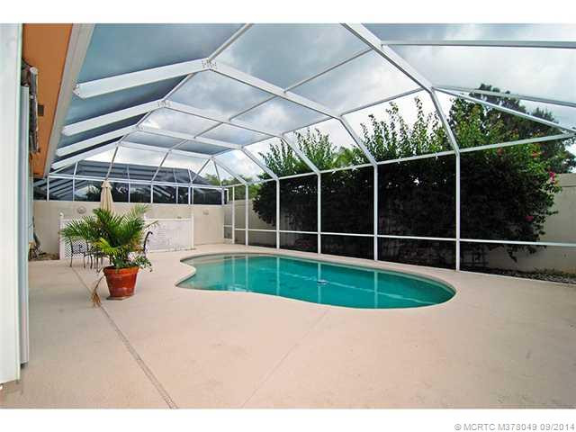 Swimming Pool/Hot Tub/Sauna.
