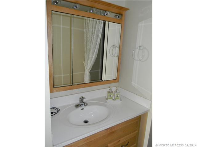 Master Bath/Spa.