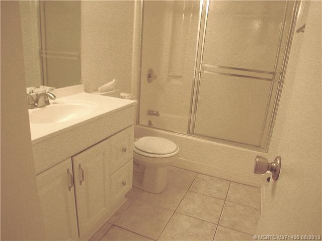 Master Bath/Spa.
