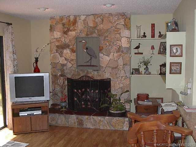 Den/Family/Great Room.
