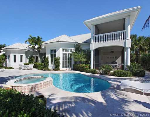 Swimming Pool/Hot Tub/Sauna.