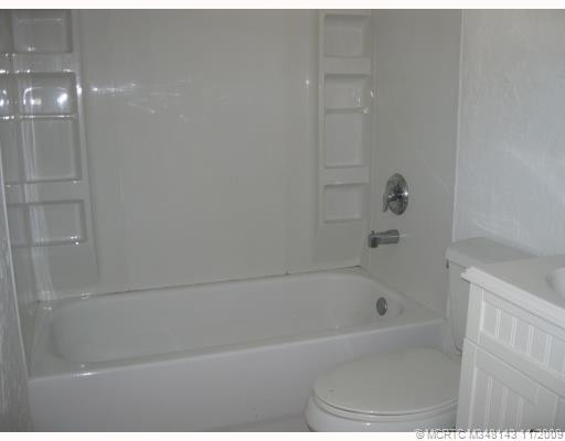 Master Bath/Spa.