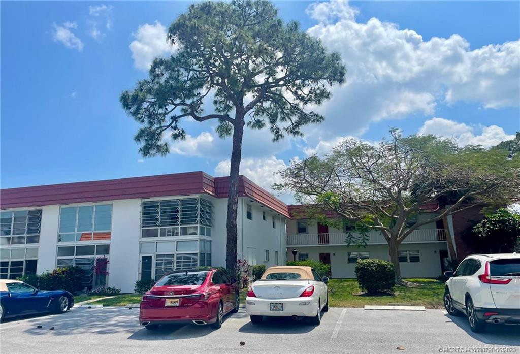 Property photo for 2600 SE Ocean Boulevard CC10, Stuart, FL 34996