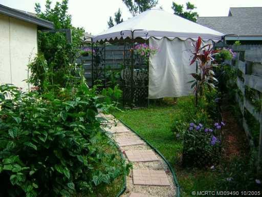 Yard/Garden.