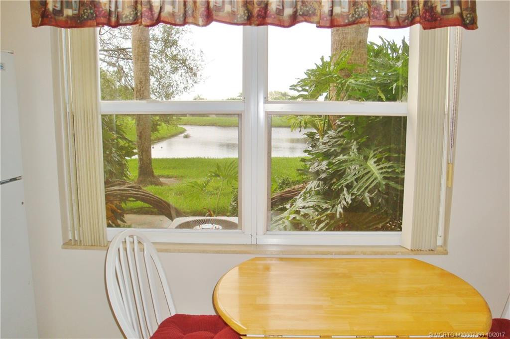 Kitchen Lake View