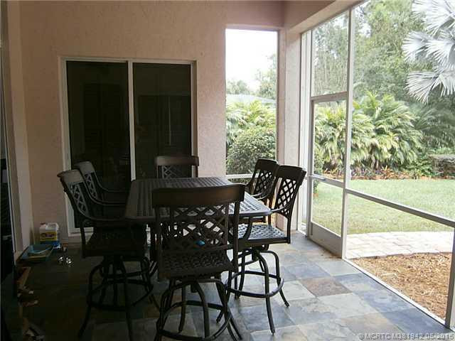 Patio/Deck. Covered/screened patio