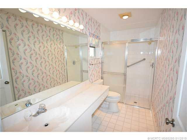 Master Bath/Spa.
