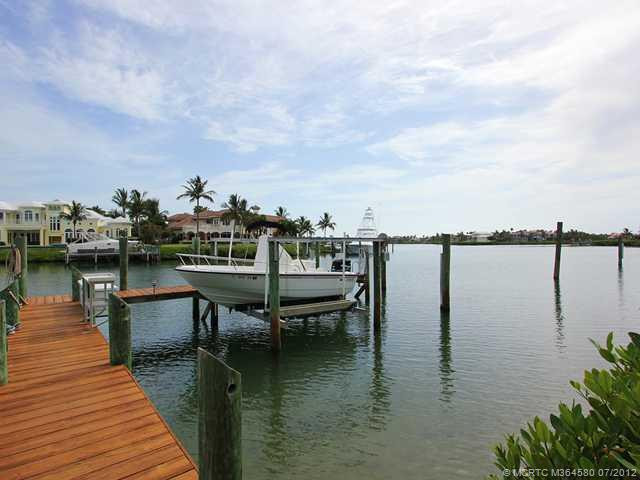 Waterfront/Dock/Pier.