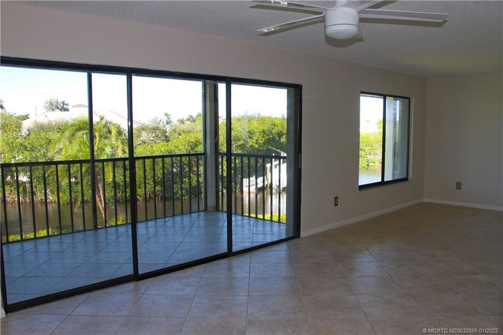 Living room dining area