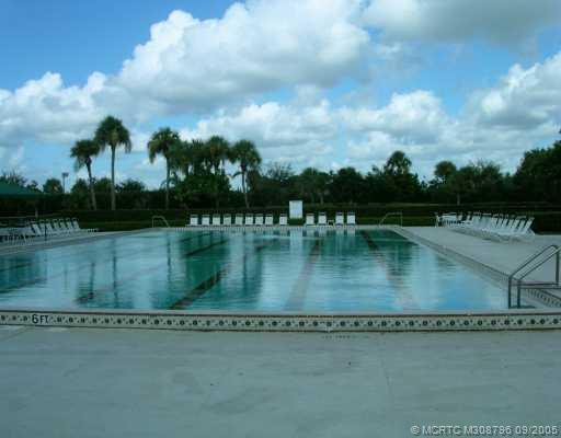 Swimming Pool/Hot Tub/Sauna.