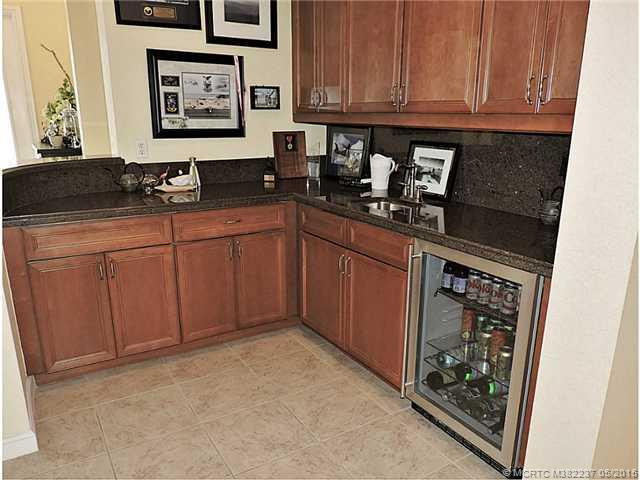 Interior Space/Layout. Wet Bar Is Off Dining Room & Living Rooms, Great For Entertaining