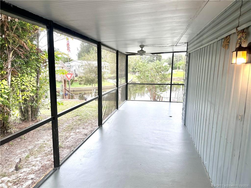 Side Screen Porch