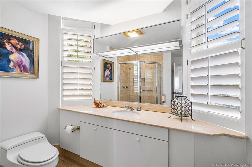 Photo 24