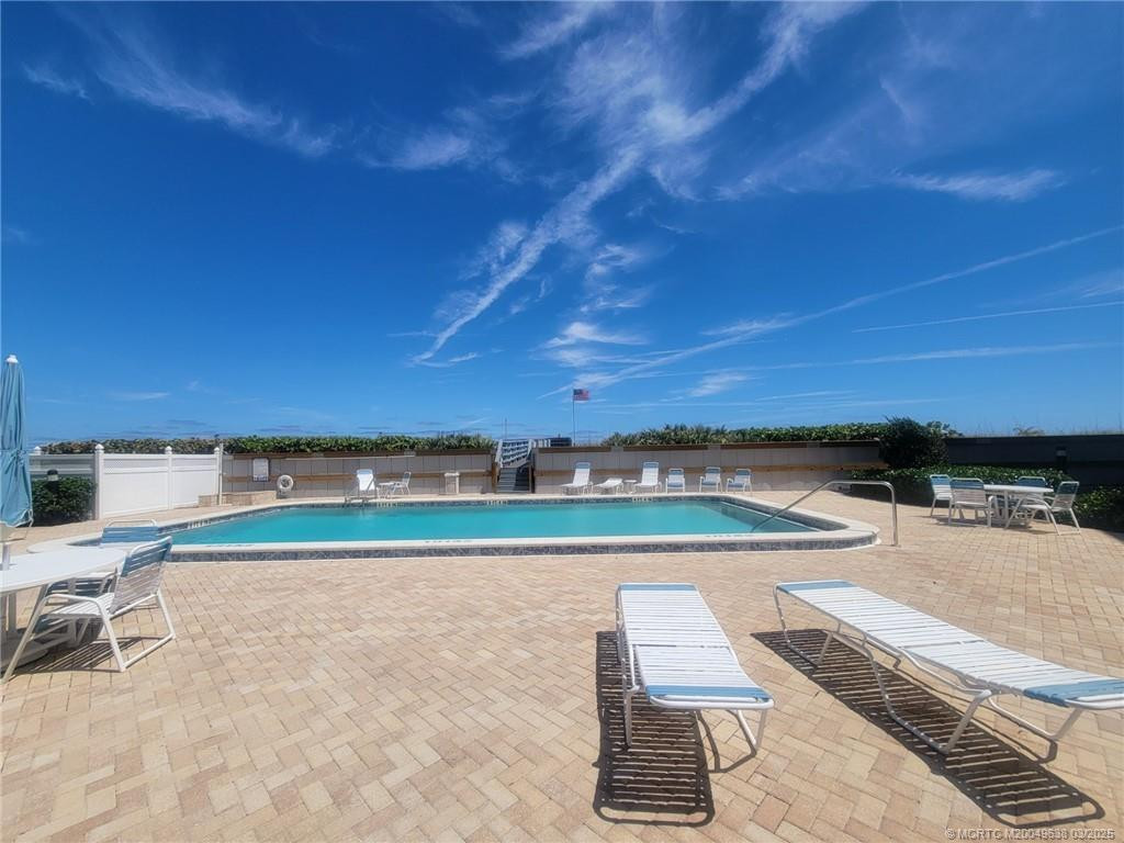ocean side pool