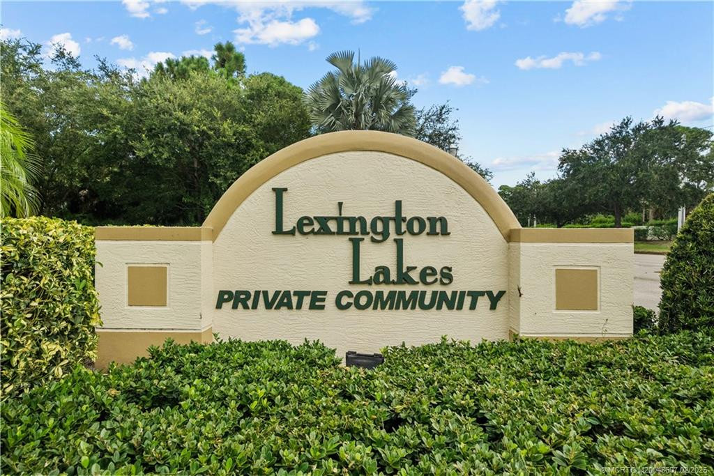 Property photo for 1580 SE Sheffield Terrace 101, Stuart, FL 34994