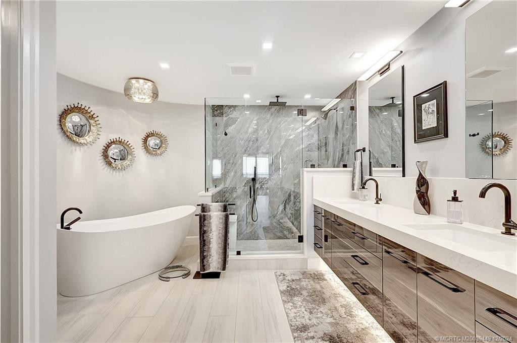 Spa-like shower and soaking tub