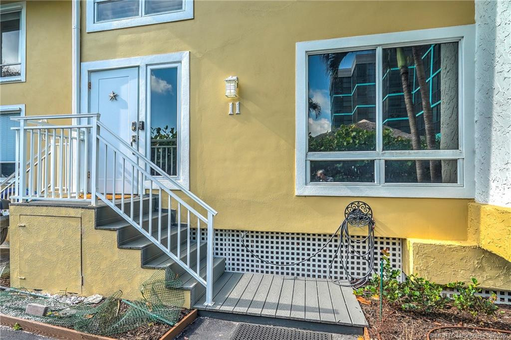 Photo 3 at 245 NE Macarthur Boulevard 11, Stuart