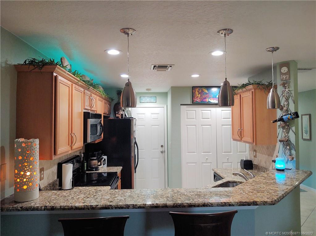 Photo 7 at 2778 SE Birmingham Drive 3107, Stuart
