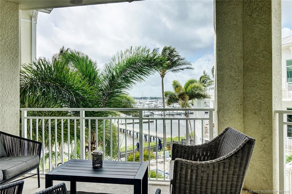 Photo 3 at 975 NW Flagler Avenue 306, Stuart