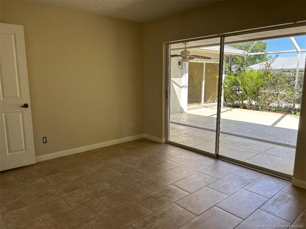Guest bedroom