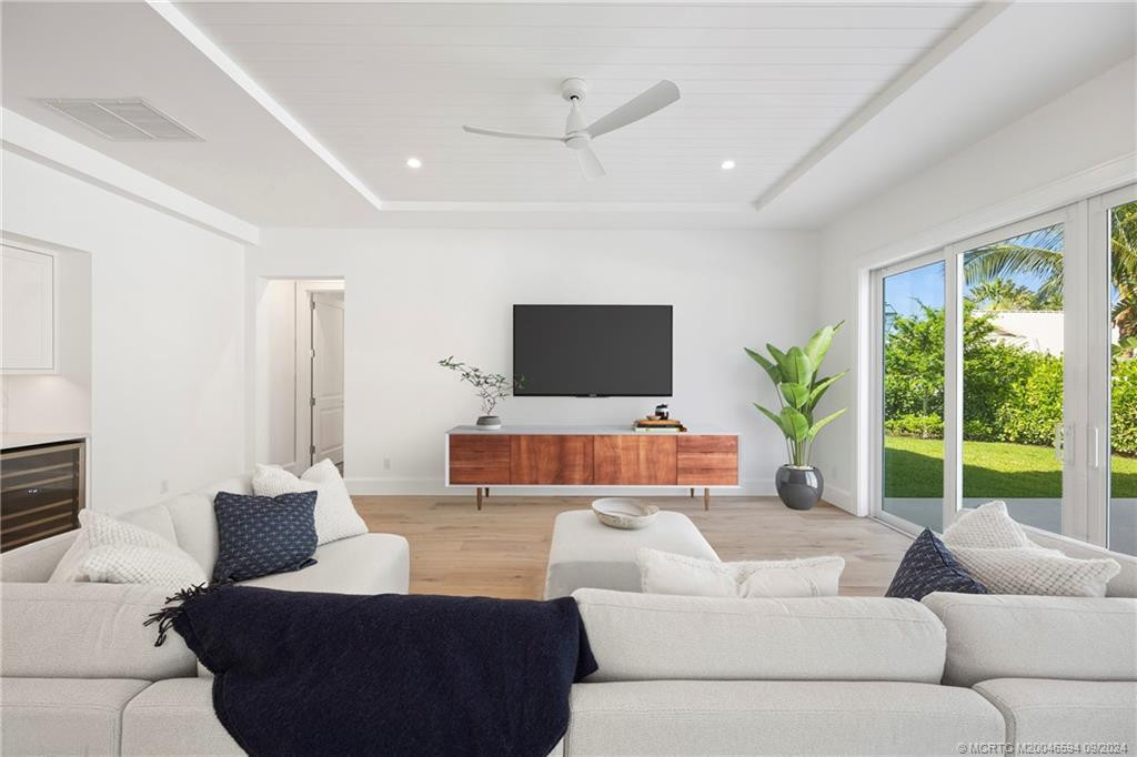 Partial Virtual Staging