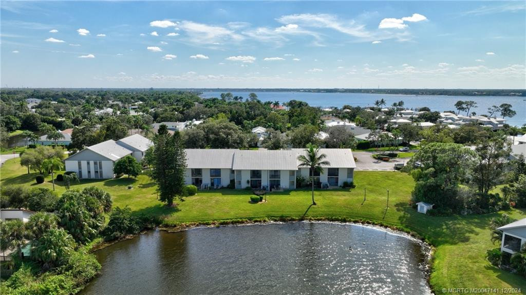 A beautiful community on the St. Lucie River.