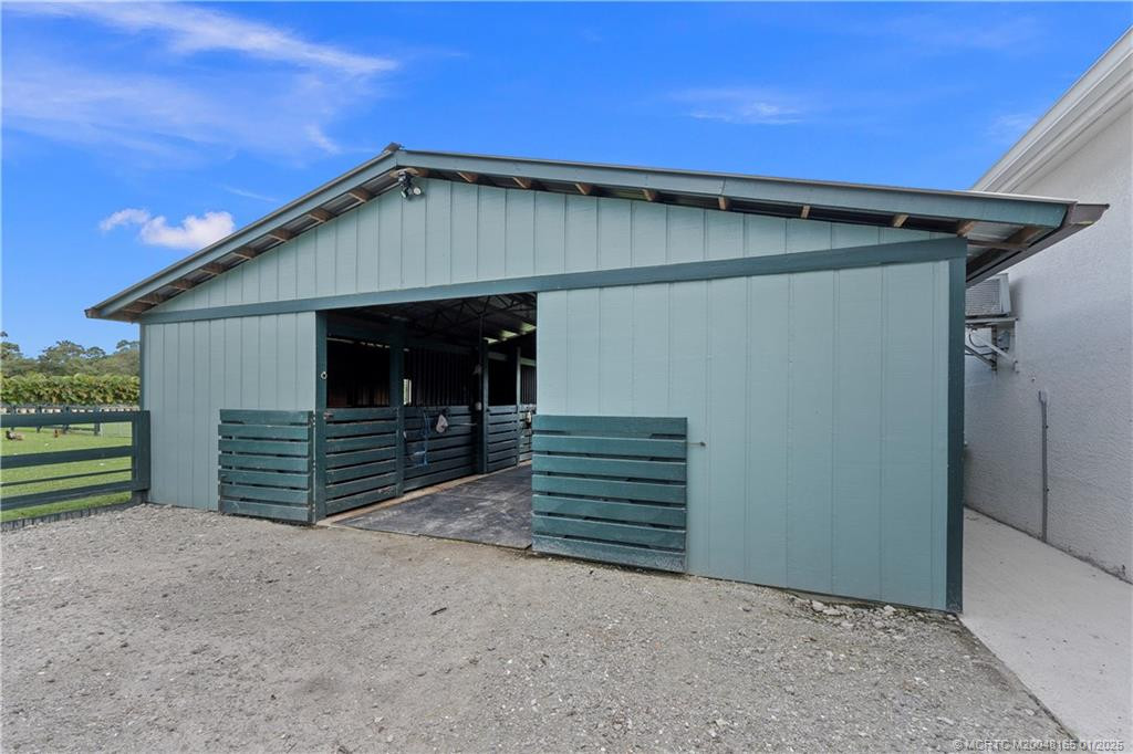 Horse Barn