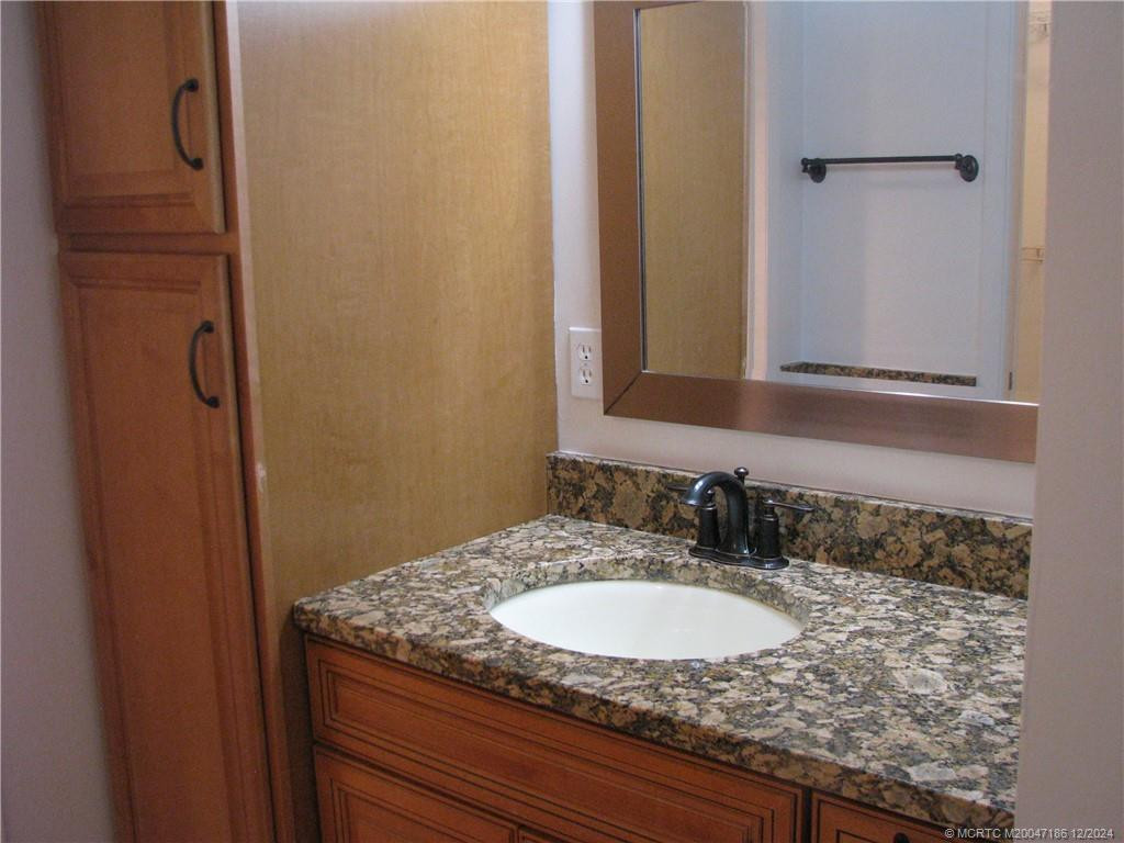Bedroom 1 Bathroom